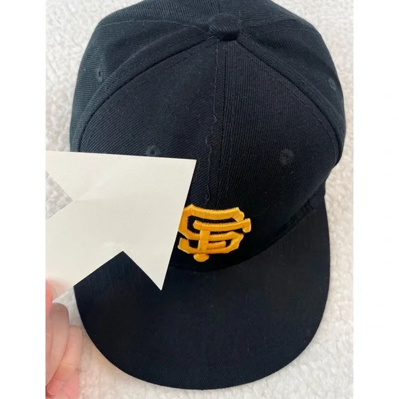 NEW ERA • Black/Golden Orange SF Giants MLB Classic Baseball Hat - Picture 13 of 15